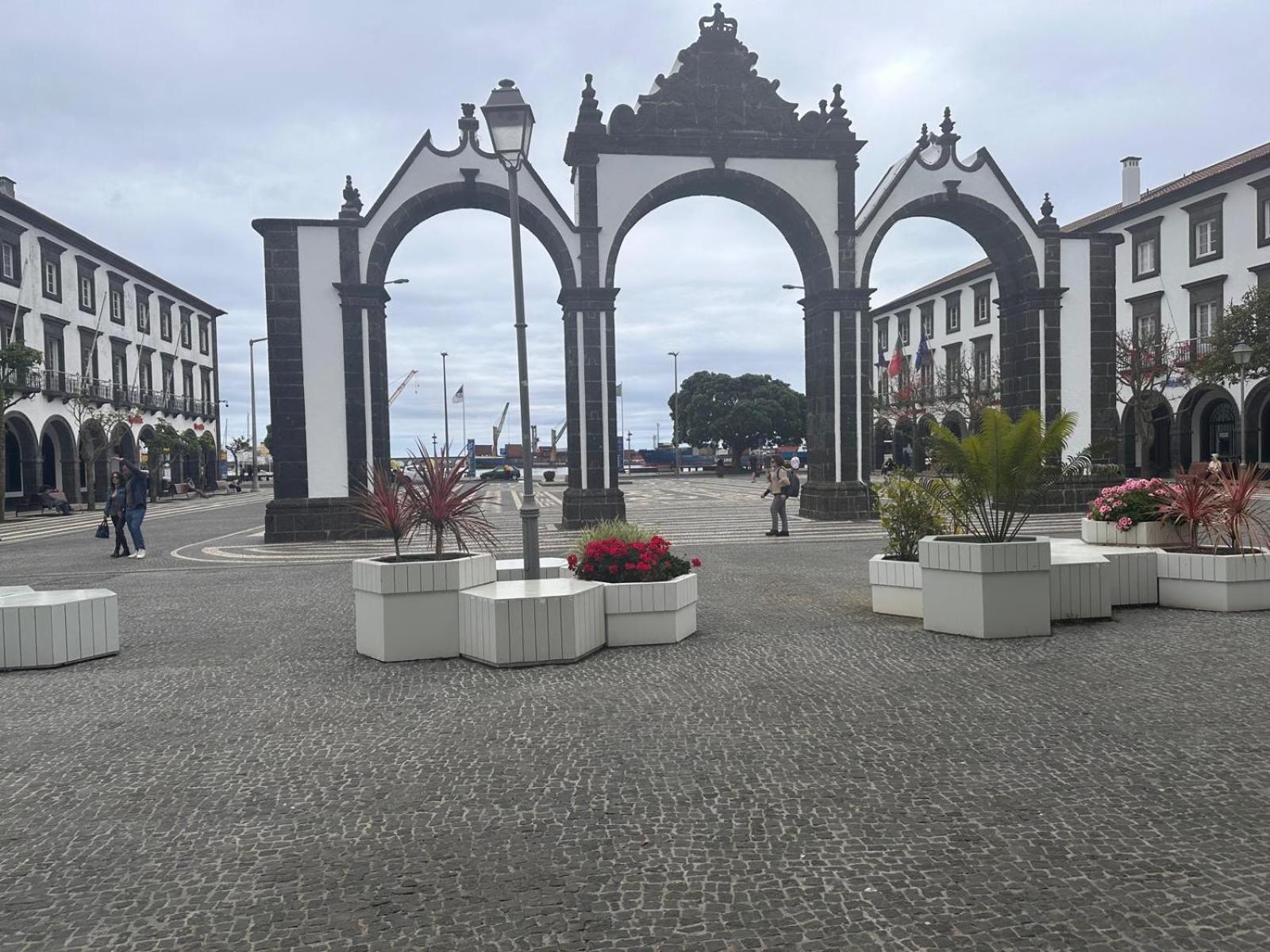 Azor International Apartment I Ponta Delgada Dış mekan fotoğraf